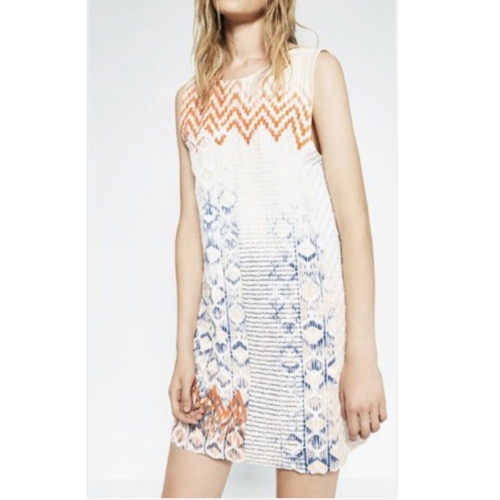 Zara Geometric Print Textured Mini Dress Womens M Sleeveless A Line Jacquard NWT